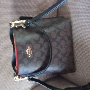 Coach CA582 Mollie small bucket crossbody bag